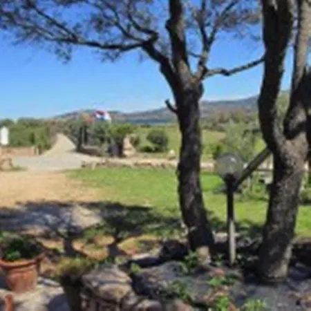 Panzió Li Paduli Alvi